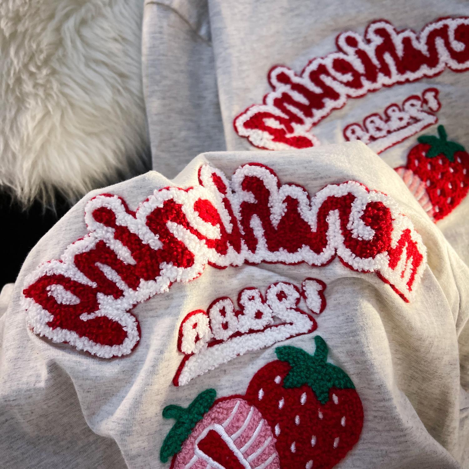 Strawberry Fruit Embroidered Loose T-shirts - T-Shirt