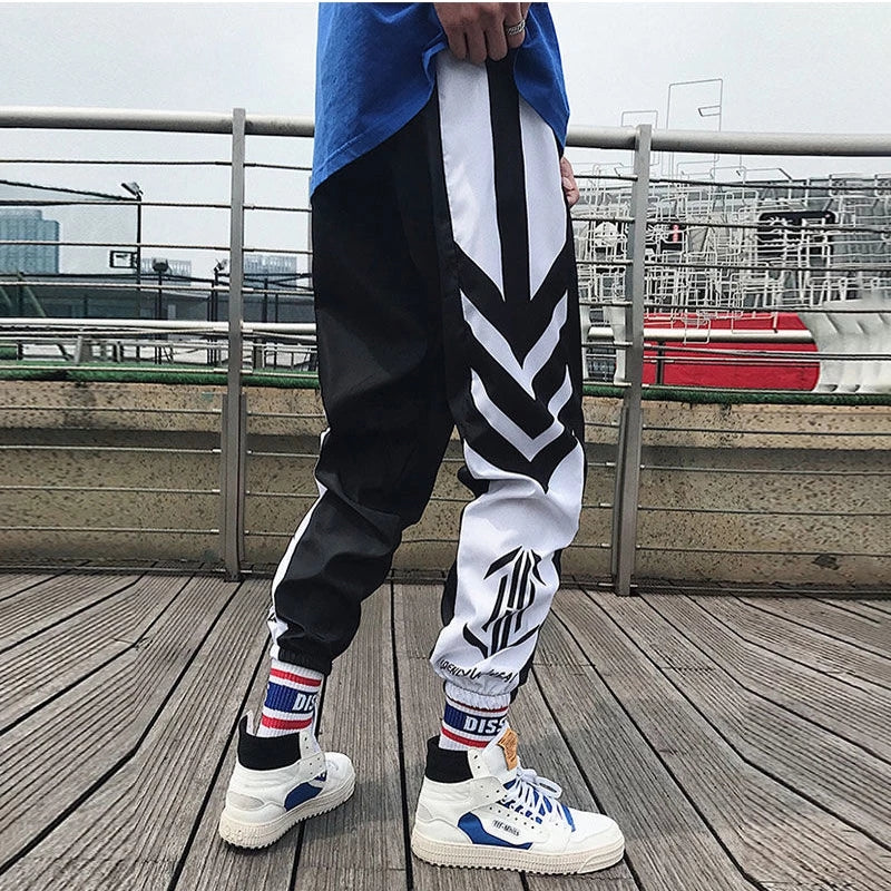 Arrows Black and White Loose Pants