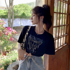 Butterfly Loose With Chains Crop Top